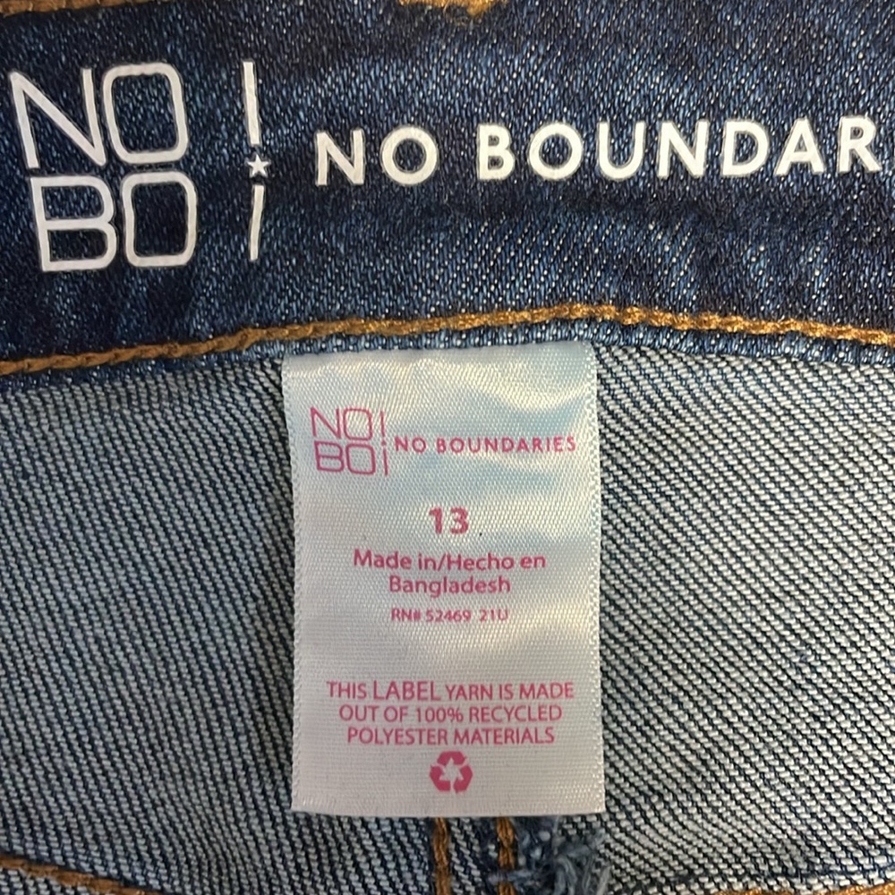 Dark wash distressed flare jeans - Picture 7 of 8